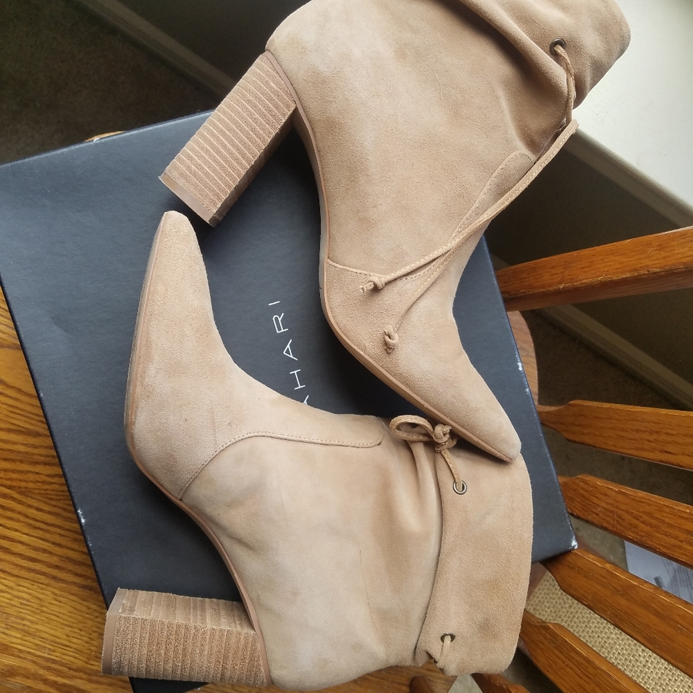 Tahari Konner Suede Booties (Fawn)
